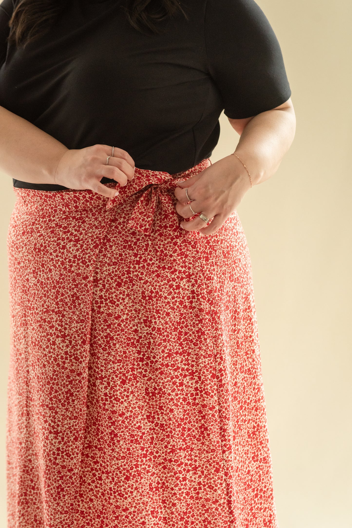 Héméra - Wrap skirt with red flowers