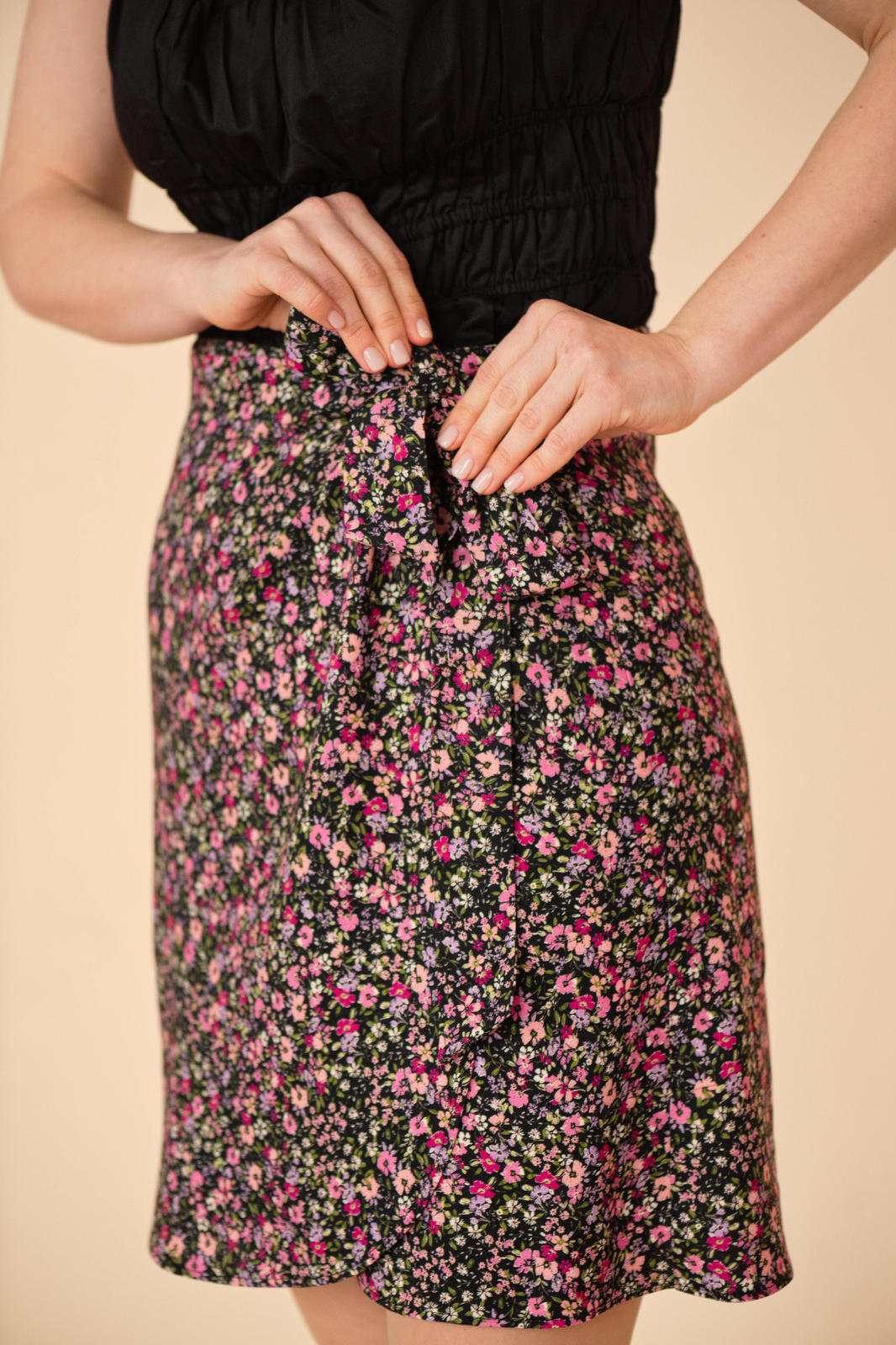 Héméra - Wrap skirt with fuchsia and lilac flowers